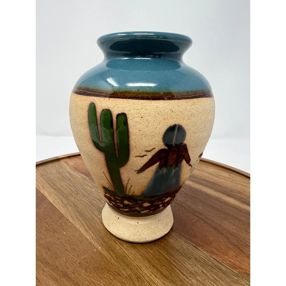 Mexican Pottery Vase Turquoise Teal Desert‎ Scene Cactus Figures '06